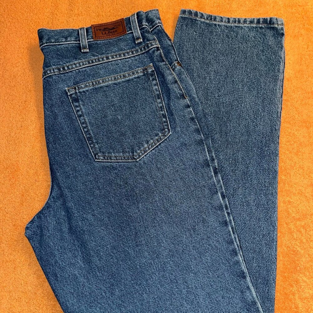 Men's L.L. Bean Classic Fit 5-Pocket Jeans Sz 35X34 VGC